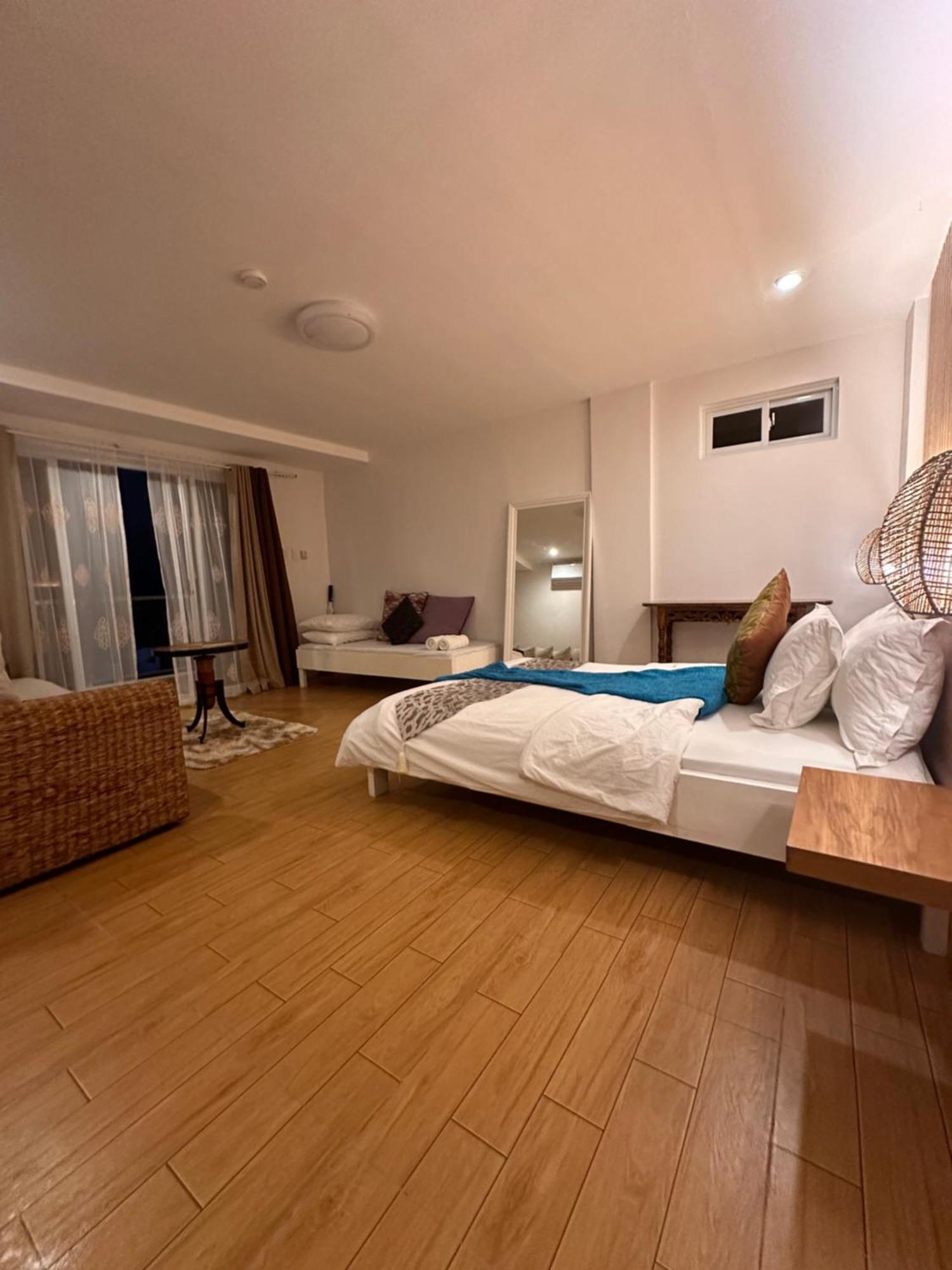 Casadel Beach House Mabini  Esterno foto