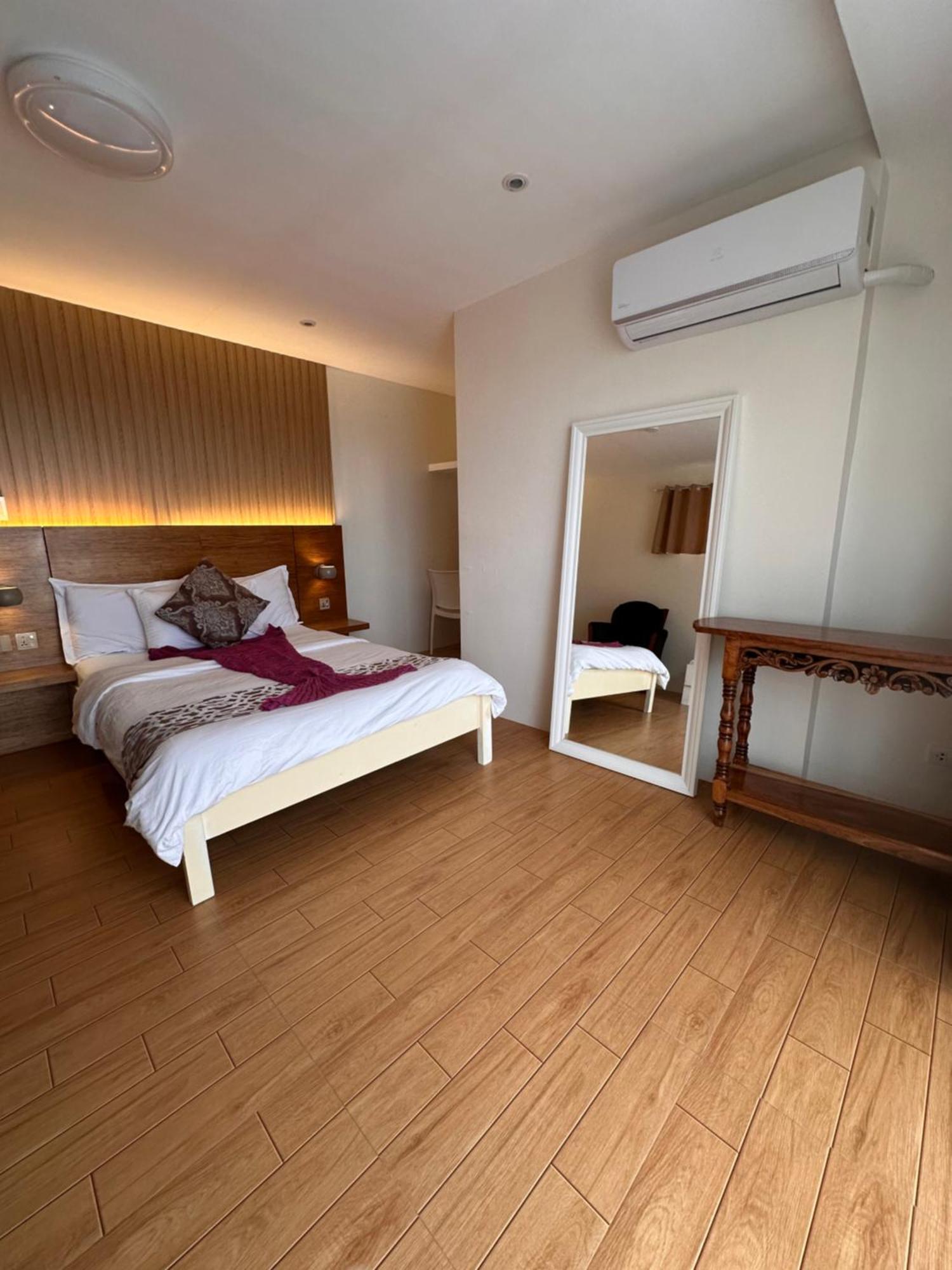 Casadel Beach House Mabini  Esterno foto